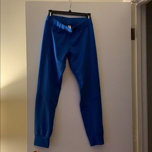 Fleo Joggers size Small